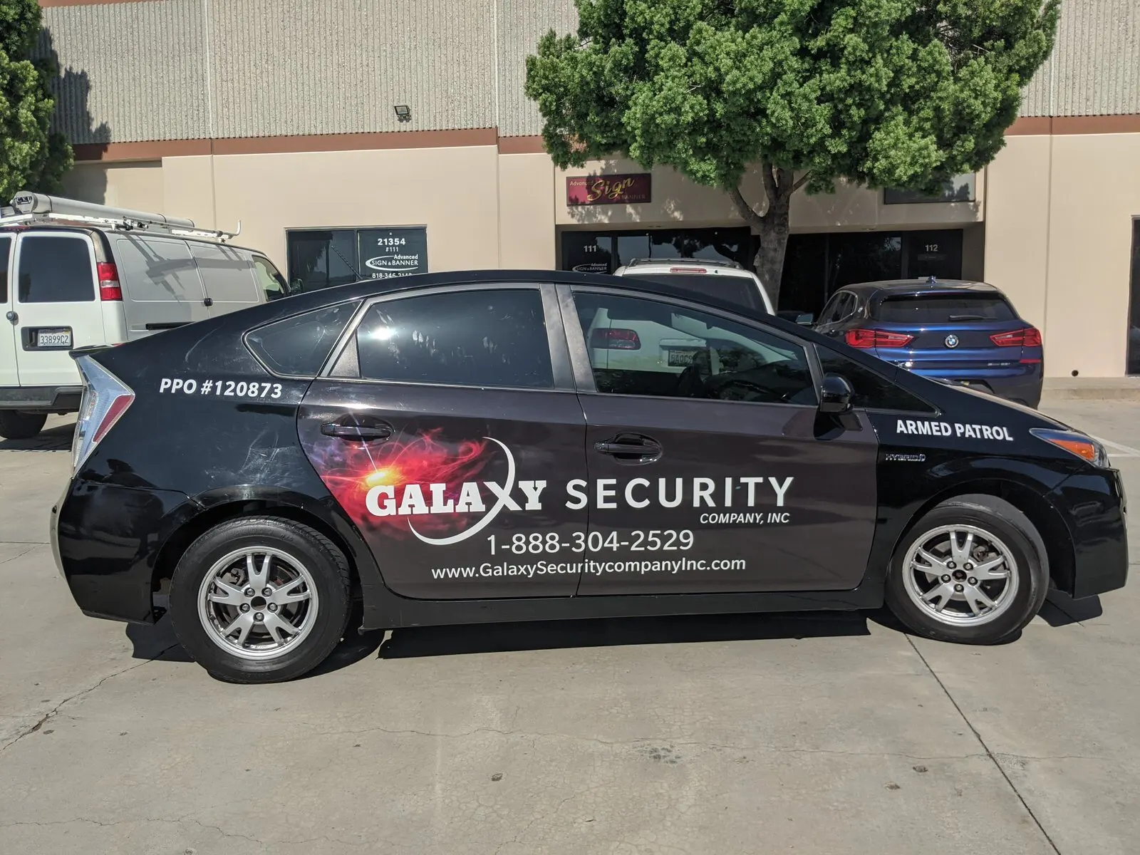 Lettering on a patrol vehicle.
