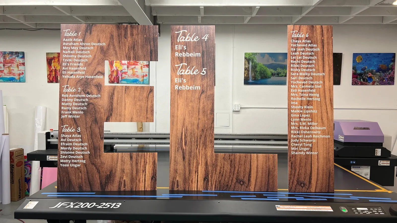 Wood-grain panels, printed flat